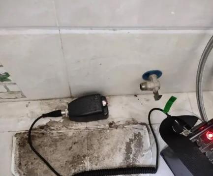 保德屋顶漏水维修公司分享下卫生间漏水的危害及解决方法
